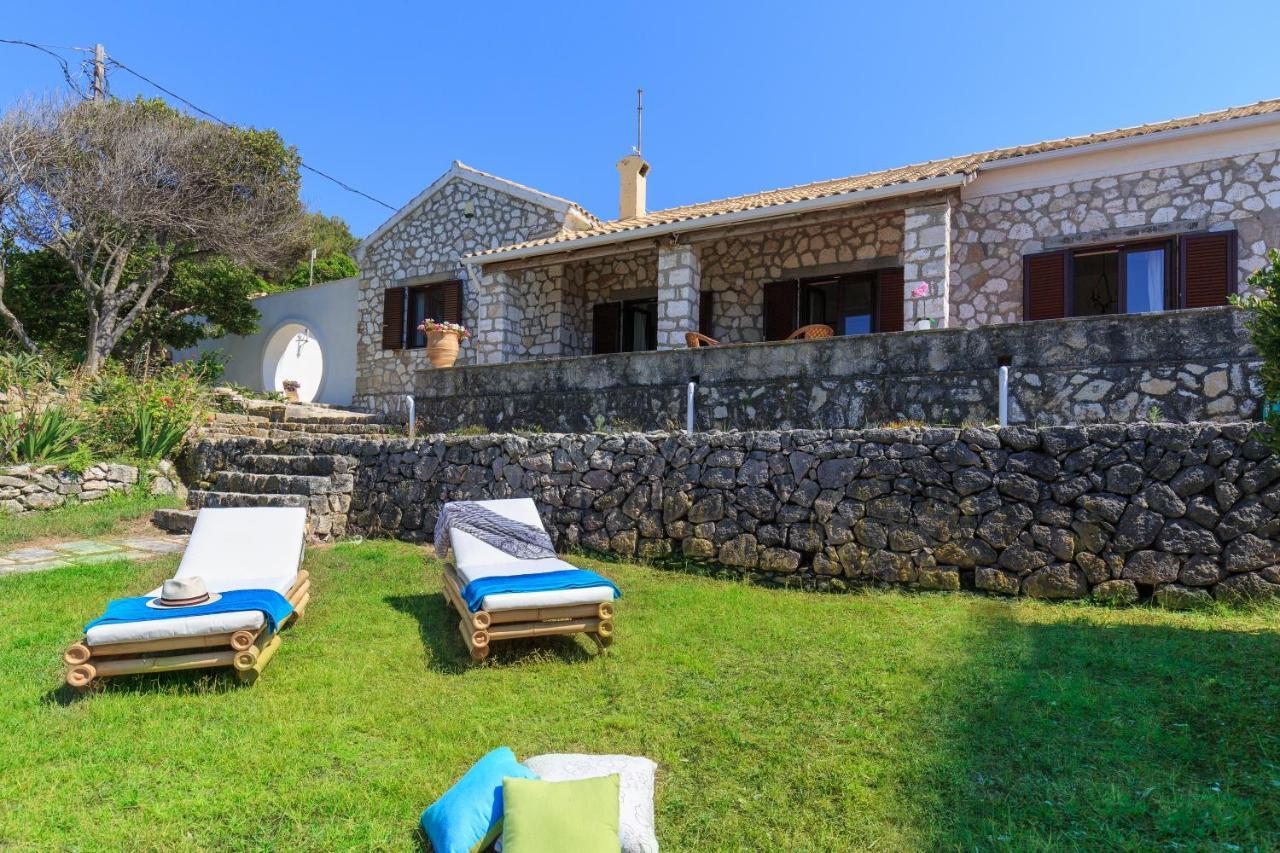 Villa Quietude Agios Stefanos Avliotes  Extérieur photo