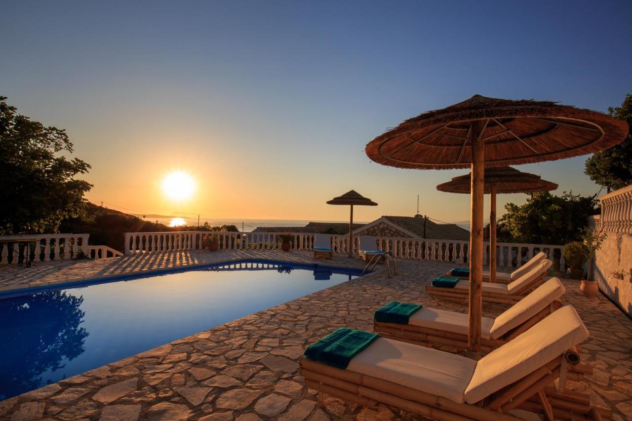 Villa Quietude Agios Stefanos Avliotes  Extérieur photo