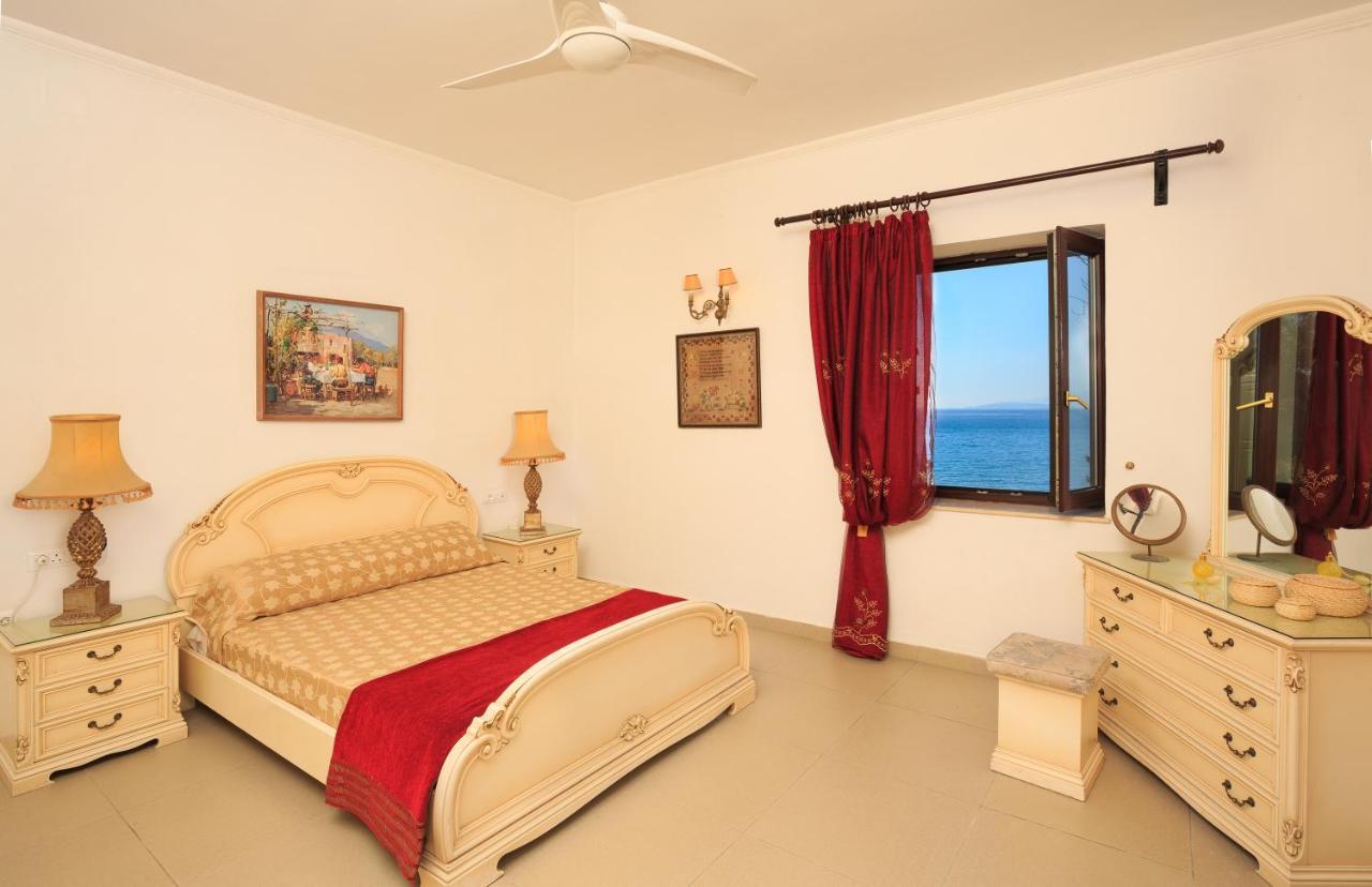 Villa Quietude Agios Stefanos Avliotes  Extérieur photo